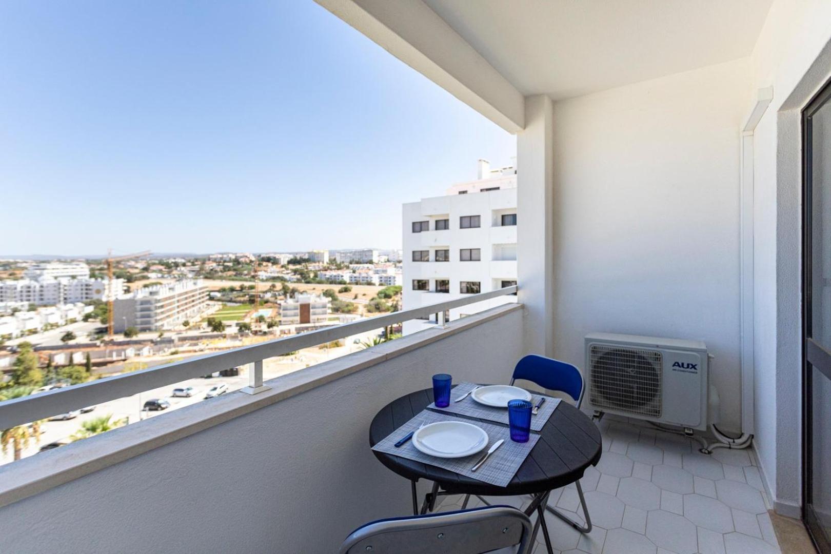 The Albufeira Concierge - Pool & Sunset Balconies Apartman Kültér fotó